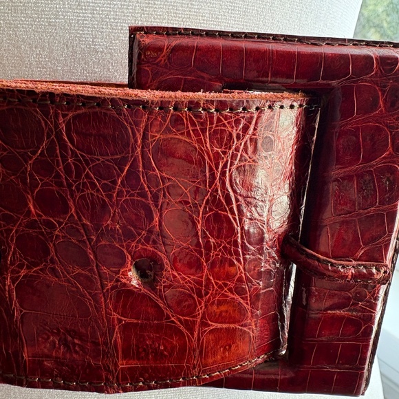 Burgundy Alligator Print Belt 38\
